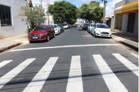 Semozel conclui pavimentação em trechos das ruas XV de Novembro e Dr. Otávio Teixeira Mendes